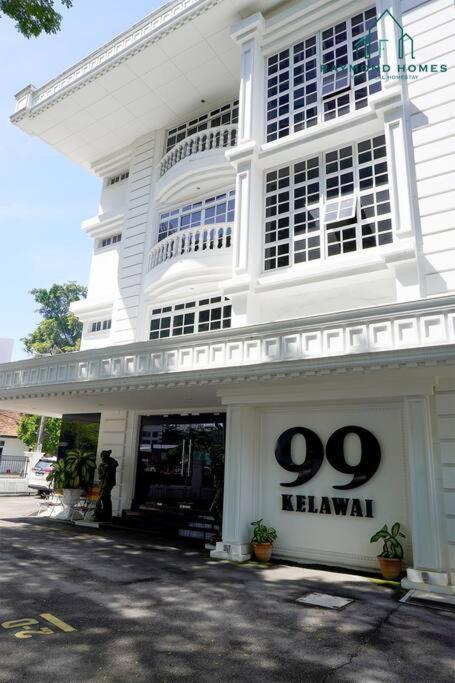 99 Kelawei Apartment George Town Exterior photo