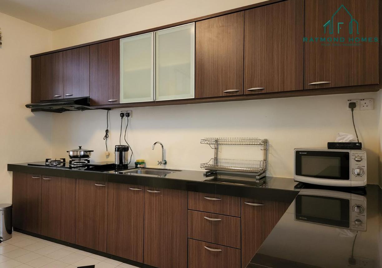 99 Kelawei Apartment George Town Exterior photo